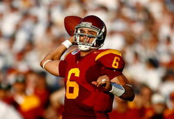 PASADENA, CA - JANUARY 01:  Quarterback Mark Sanchez #6 of the USC Trojans throws a touchdown at the end of the first half against the Penn State Nittany Lions during the 95th Rose Bowl Game presented by Citi on January 1, 2009 at the Rose Bowl in Pasadena, California.  (Photo by Jeff Gross/Getty Images)