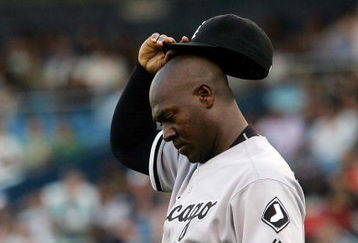 NEW YORK - JULY 31:  Jose Contreras #52 of the Chicago White Sox stands on the mound against the New York Yankees on July 31, 2007 at Yankee Stadium in the Bronx borough of New York City.  (Photo by Jim McIsaac/Getty Images)
