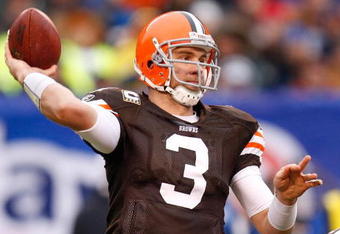 CLEVELAND - NOVEMBER 30:  Quarterback Derek Anderson #3 of the Cleveland Browns passes the ball during their NFL game against the Indianapolis Colts on November 30, 2008 at Cleveland Browns Stadium in Cleveland, Ohio. The Colts defeated the Browns 10-6.  (Photo by Gregory Shamus/Getty Images)