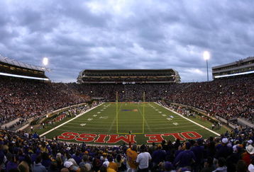 OXFORD, MS - NOVEMBER 17: An overall view of the stadium during a game against the LSU Tigers and Mississippi Rebels on November 17, 2007 at Vaught-Hemingway Stadium/Hollingsworth Field in Oxford, Mississippi. LSU beat Mississippi 41-24. (Photo by Joe Murphy/Getty Images)