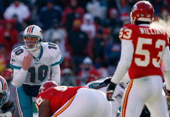 KANSAS CITY, MO - DECEMBER 21:  Chad Pennington #10 of the Miami Dolphins stands under center during the game against the Kansas City Chiefs on December 21, 2008 at Arrowhead Stadium in Kansas City, Missouri. (Photo by Jamie Squire/Getty Images)