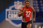 INDIANAPOLIS, IN - FEBRUARY 22:  Running back Knowshon Moreno of Georgia runs the 40 yard dash during the NFL Scouting Combine presented by Under Armour at Lucas Oil Stadium on February 22, 2009 in Indianapolis, Indiana. (Photo by Scott Boehm/Getty Images)
