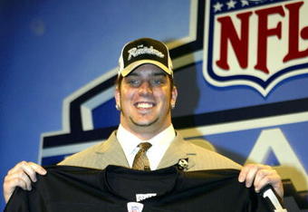 NEW YORK - APRIL 24:  Robert Gallery holds up his Oakland Raiders jersey during the 2004 NFL Draft on April 24, 2004 at Madison Square Garden in New York City. Gallery was selected second overall by the Oakland Raiders.  (Photo by Chris Trotman/Getty Images)