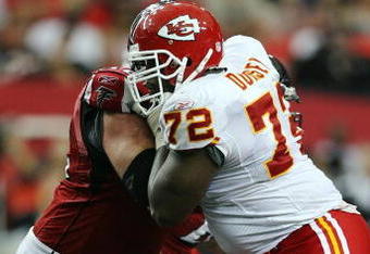 ATLANTA - SEPTEMBER 21:  Offensive lineman Glenn Dorsey #72 of the Kansas City Chiefs tries to make a stop while taking on the Atlanta Falcons at Georgia Dome on September 21, 2008 in Atlanta, Georgia. The Falcons defeated the Chiefs 38-14.  (Photo by Doug Benc/Getty Images)