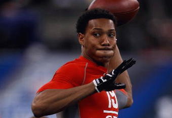 INDIANAPOLIS, IN - FEBRUARY 22:  Quarterback Pat White of West Virginia passes the football during the NFL Scouting Combine presented by Under Armour at Lucas Oil Stadium on February 22, 2009 in Indianapolis, Indiana. (Photo by Scott Boehm/Getty Images)