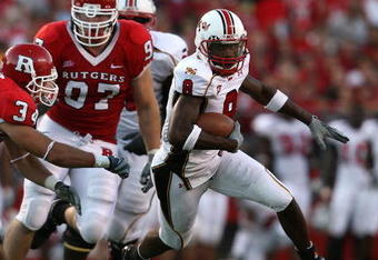 PISCATAWAY, NJ - SEPTEMBER 29:  Darrius Heyward-Bey #8 of the Maryland Terrapins runs the ball against the Rutgers Scarlet Knights during their game at Rutgers Stadium on September 29, 2007 in Piscataway, New Jersey.  (Photo by Nick Laham/Getty Images)