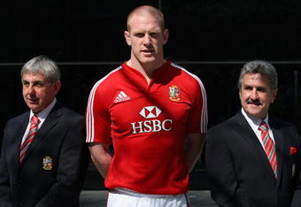 LONDON, ENGLAND - APRIL 21:  Team coach Ian McGeechan (L) and team manager Gerald Davies (R) with Paul O'Connell of Ireland after he was named captain of the squad during the press conference to announce the British & Irish Lions squad and captain for the upcoming tour of South Africa at the Sofitel Hotel at Heathrow Terminal 5 on April 21, 2009 in London, England.  (Photo by Hamish Blair/Getty Images)