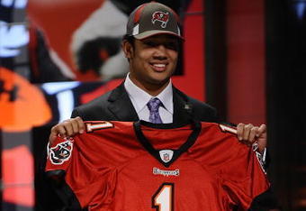 NEW YORK - APRIL 25:  Tampa Bay Buccaneers #17 draft pick Josh Freeman poses for photographers at Radio City Music Hall for the 2009 NFL Draft on April 25, 2009 in New York City  (Photo by Jeff Zelevansky/Getty Images)