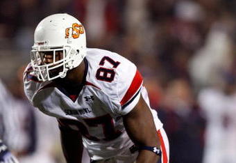 MOBILE, AL - JANUARY 24:  Brandon Pettigrew #87 of North Team runs against the South Team during the Under Armour Senior Bowl on January 24, 2009 at Ladd-Peebles Stadium in Mobile, Alabama.  (Photo by Chris Graythen/Getty Images for Under Armour)