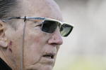 OAKLAND, CA - JANUARY 19:  Oakland Raiders owner Al Davis watches his team warm up prior to the start of the AFC Championship game against the Tennessee Titans at Network Associates Coliseum on January 19, 2003 in Oakland, California.  The Raiders defeated the Titans 41-24, sending them on to the NFL title game for the first time since 1984.  (Photo by Jed Jacobsohn/Getty Images)