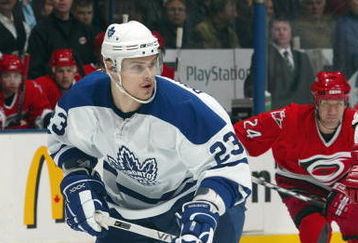 TORONTO - MARCH 27: Alexei Ponikarovski #23 of the Toronto Maple Leafs looks for the puck during the game against the Carolina Hurricanes at the Air Canada Centre on March 27, 2007 in Toronto, Ontario. (Photo By Bruce Bennett/Getty Images)