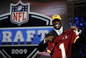 NEW YORK - APRIL 25:  Washington Redskins #13 draft pick Brian Orakpo poses for photographers at Radio City Music Hall for the 2009 NFL Draft on April 25, 2009 in New York City  (Photo by Jeff Zelevansky/Getty Images)