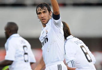 PALMA, SPAIN - JANUARY 11:  Raul Gonzalez of Real Madrid salutes travelling Real supporters after he scored  scores his team's second goal during the La Liga match betwen Mallorca and Real Madrid at the San Moix stadium on January 11, 2009 in Palma, Spain.  (Photo by Denis Doyle/Getty Images)
