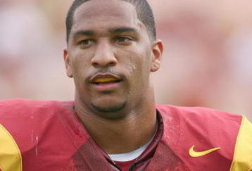 LOS ANGELES - OCTOBER 4:  Kevin Ellison of the USC Trojans looks on before the game against the Oregon Ducks on October 4, 2008 at the Los Angeles Memorial Coliseum in Los Angeles, California.  USC won 44-10.  (Photo by Jeff Golden/Getty Images)
