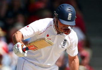 BRIDGETOWN, BARBADOS - FEBRUARY 26:  A Jerome Taylor delivery gets stuck in the grill of the helmet of Andrew Strauss Day One of The 4th Test between The West Indies and England played at The Kensington Oval on 26, February 2009 in Bridgetown, Barbados.  (Photo by Julian Herbert/Getty Images)
