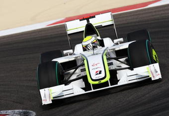 SAKHIR, BAHRAIN - APRIL 26:  Jenson Button of Great Britain and Brawn GP drives on his way to winning the Bahrain Formula One Grand Prix at the Bahrain International Circuit on April 26, 2009 in Sakhir, Bahrain.  (Photo by Clive Mason/Getty Images)