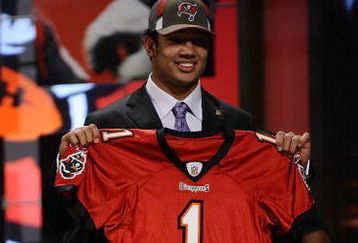 NEW YORK - APRIL 25:  Tampa Bay Buccaneers #17 draft pick Josh Freeman poses for photographers at Radio City Music Hall for the 2009 NFL Draft on April 25, 2009 in New York City  (Photo by Jeff Zelevansky/Getty Images)