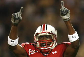 ORLANDO, FL - DECEMBER 29:  Wide receiver Darrius Heyward-Bey #8 of the Maryland Terrapins celebrates his touchdown catch in the second quarter against the Purdue Boilermakers in the Champs Sports Bowl at Florida Citrus Bowl December 29, 2006 in Orlando, Florida.  (Photo by Doug Benc/Getty Images)