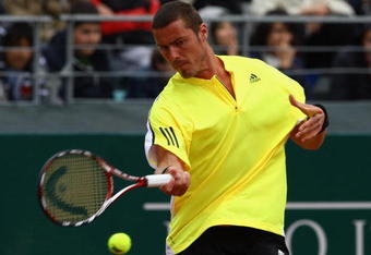 ROME - APRIL 28:  Marat Safin of Russia plays a forehand in his match against Tommy Robredo of Spain during day two of the Foro Italico Tennis Masters on April 28, 2009 in Rome, Italy.  (Photo by Julian Finney/Getty Images)