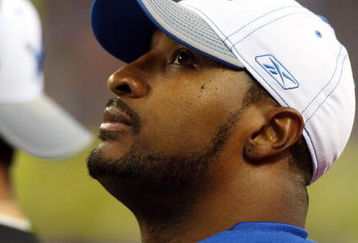 DETROIT - NOVEMBER 09:  Daunte Culpepper #11 of the Detroit Lions looks on fro the bench against the Jacksonville Jaguars on November 9, 2008 at Ford Field in Detroit, Michigan.  (Photo by Jim McIsaac/Getty Images)