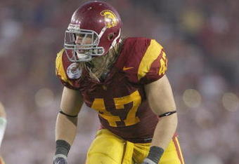 PASADENA, CA - JANUARY 1:  Clay Matthews #47 of the USC Trojans lines up against the Penn State Nittany Lions on January 1, 2009 at the Rose Bowl in Pasadena, California.  USC won 38-24.  (Photo by Jeff Golden/Getty Images)