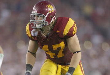 PASADENA, CA - JANUARY 1:  Clay Matthews #47 of the USC Trojans lines up against the Penn State Nittany Lions on January 1, 2009 at the Rose Bowl in Pasadena, California.  USC won 38-24.  (Photo by Jeff Golden/Getty Images)