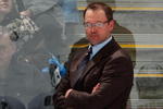 UNIONDALE, NY - FEBRUARY 16:  Interim head coach Dan Bylsma of the Pittsburgh Penguins looks on as his team plays against the New York Islanders on February 16, 2009 at Nassau Coliseum in Uniondale, New York.  (Photo by Jim McIsaac/Getty Images)