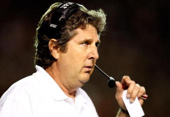 LUBBOCK, TX - NOVEMBER 01:  Head coach Mike Leach of the Texas Tech Red Raiders coaches from the sidelines during the game against  the Texas Longhorns on November 1, 2008 at Jones Stadium in Lubbock, Texas.  (Photo by Jamie Squire/Getty Images)