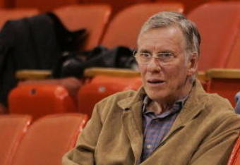 PITTSBURGH - MAY 10:  Pittsburgh Penguins broadcaster Mike Lange watches the off day skate during the NHL Eastern Conference Playoffs at the Mellon Arena May 10, 2008 in Pittsburgh, Pennsylvania.  (Photo by Bruce Bennett/Getty Images)