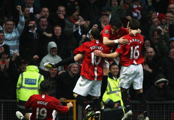 MANCHESTER, UNITED KINGDOM - APRIL 13:  Owen Hargreaves of Manchester United celebrates scoring his teams 2nd goal during the Barclays Premier League match between Manchester United and Arsenal at Old Trafford on April 13, 2008 in Manchester, England.  (Photo by Clive Brunskill/Getty Images)