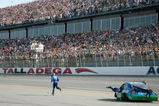 TALLADEGA, AL - APRIL 26:  Carl Edwards, driver of the #99 Claritin Ford, runs to the finish line after suffering damage at the conclusion of the NASCAR Sprint Cup Series Aaron's 499 at Talladega Superspeedway on April 26, 2009 in Talladega, Alabama.  (Photo by Jerry Markland/Getty Images for NASCAR)