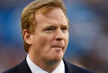 TAMPA, FL - FEBRUARY 01:  NFL Commissioner Roger Goodell looks on during Super Bowl XLIII between the Arizona Cardinals and the Pittsburgh Steelers on February 1, 2009 at Raymond James Stadium in Tampa, Florida.  (Photo by Streeter Lecka/Getty Images)