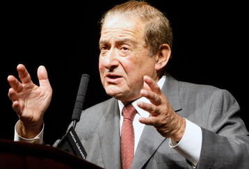 LAS VEGAS - DECEMBER 06:  Boxing promoter Bob Arum speaks at a news conference following Manny Pacquiao's victory over Oscar De La Hoya in their welterweight bout at the MGM Grand Garden Arena December 6, 2008 in Las Vegas, Nevada.  (Photo by Ethan Miller/Getty Images)