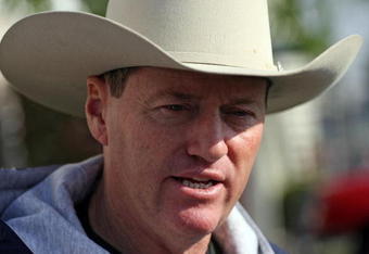 LOUISVILLE, KY - APRIL 30:  Larry Jones the trainer of Eight Belles talks with the media during the morning training for the Kentucky Derby on April 30, 2008 at Churchill Downs in Louisville, Kentucky.  (Photo by Andy Lyons/Getty Images)