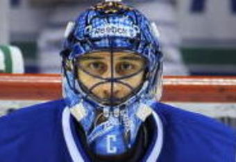 VANCOUVER, CANADA - APRIL 7: Roberto Luongo #1 of the Vancouver Canucks warms-up prior to the start of their game against the Calgary Flames at General Motors Place April 7, 2009 in Vancouver, Canada.   (Photo by Nick Didlick/Getty Images)
