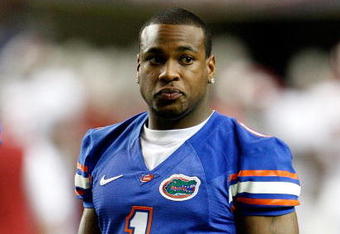 ATLANTA - DECEMBER 06:  Percy Harvin #1 of the Florida Gators watches pregame warmups before the start of the SEC Championship against the Alabama Crimson Tide during the SEC Championship on December 6, 2008 at the Georgia Dome in Atlanta, Georgia.  (Photo by Kevin C. Cox/Getty Images)