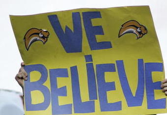BUFFALO, NY - MAY 12: A young Buffalo Sabres fan holds a sign in support of her team during the third period of Game 2 of the 2007 Eastern Conference Finals against the Ottawa Senators on May 12, 2007 at the HSBC Center in Buffalo, New York.  (Photo by Rick Stewart/Getty Images)