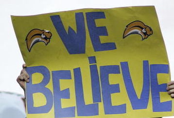 BUFFALO, NY - MAY 12: A young Buffalo Sabres fan holds a sign in support of her team during the third period of Game 2 of the 2007 Eastern Conference Finals against the Ottawa Senators on May 12, 2007 at the HSBC Center in Buffalo, New York.  (Photo by Rick Stewart/Getty Images)