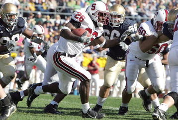 SOUTH BEND, IN - OCTOBER 07:  Anthony Kimble #26 of the Stanford Cardinal runswith the ball during the game against the Notre Dame Fighting Irish on October 7, 2006 at Notre Dame Stadium in South Bend, Indiana.  (Photo by Andy Lyons/Getty Images)