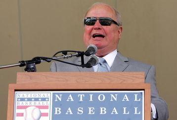 COOPERSTOWN, NY - JULY 27:  Dave Niehaus gives a speech after accepting the Ford C. Frick award for excellence in broadcasting at Clark Sports Center during the Baseball Hall of Fame induction ceremony on July 27, 2008 in Cooperstown, New York.  (Photo by Jim McIsaac/Getty Images)