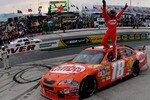 Kyle_20busch_crop_150x100
