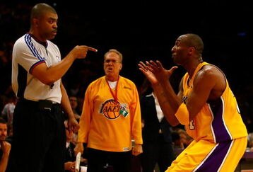 LOS ANGELES, CA - MAY 04:  Kobe Bryant #24 of the Los Angeles Lakers reacts to a call made by referee Tony Brothers in the fourth quarter against the Houston Rockets in Game One of the Western Conference Semifinals during the 2009 NBA Playoffs at Staples Center on May 4, 2009 in Los Angeles, California. NOTE TO USER: User expressly acknowledges and agrees that, by downloading and or using this photograph, User is consenting to the terms and conditions of the Getty Images License Agreement.  (Photo by Jeff Gross/Getty Images)