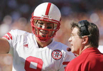 AUSTIN, TX - OCTOBER 27: Quarterback Sam Keller #9 of the Nebraska Cornhuskers talks with head coach Bill Callahan during a game against the Texas Longhorns at Darrell K Royal-Texas Memorial Stadium October 27, 2007 in Austin, Texas. (Photo by Brian Bahr/Getty Images) 