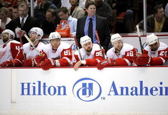 ANAHEIM, CA - MAY 05:  Head coach Mike Babcock of the Detroit Red Wings watches play from the bench during Game Three of the Western Conference Semifinal Round of the 2009 Stanley Cup Playoffs against the Anaheim Ducks at the Honda Center on May 5, 2009 in Anaheim, California.  (Photo by Kevork Djansezian/Getty Images)