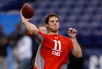 INDIANAPOLIS, IN - FEBRUARY 22:  Quarterback Graham Harrell of Texas Tech passes the football during the NFL Scouting Combine at Lucas Oil Stadium on February 22, 2009 in Indianapolis, Indiana. (Photo by Scott Boehm/Getty Images)