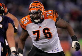 BALTIMORE - NOVEMBER 11:  Offensive tackle Levi Jones #76 of the Cincinnati Bengals plays against the Baltimore Ravens at M&T Bank Staduim on November 11, 2007 in Baltimore, Maryland. Cincinnati defeated Baltimore 21-7. (Photo by Doug Pensinger/Getty Images)