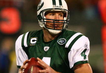 EAST RUTHERFORD, NJ - DECEMBER 28:  Brett Favre #4 of The New York Jets looks to pass against The Miami Dolphins during their game on December 28, 2008 at Giants Stadium in East Rutherford, New Jersey.  (Photo by Al Bello/Getty Images)