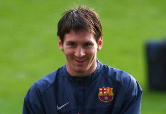 LONDON, ENGLAND - MAY 05:  Lionel Messi of Barcelona smiles during a training session ahead of their UEFA Champions League Semi-Final Second Leg match against Chelsea at Stamford Bridge on May 5 2009 in London, England.  (Photo by Clive Rose/Getty Images)