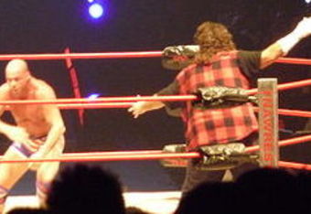 250px-kurt_angle_vs_jeff_jarret_crop_340x234