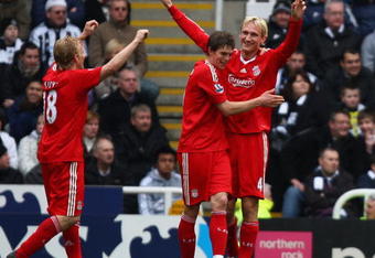 NEWCASTLE, UNITED KINGDOM - DECEMBER 28:  Sami Hyypia of Liverpool is congratulated on scoring the second goal by Daniel Agger during the Barclays Premier League match between Newcastle United and Liverpool at St James Park on December 28, 2008 in Newcastle, England.  (Photo by Laurence Griffiths/Getty Images)